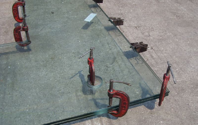 روش تولید شیشه چند لایه رزینی (لمینت)