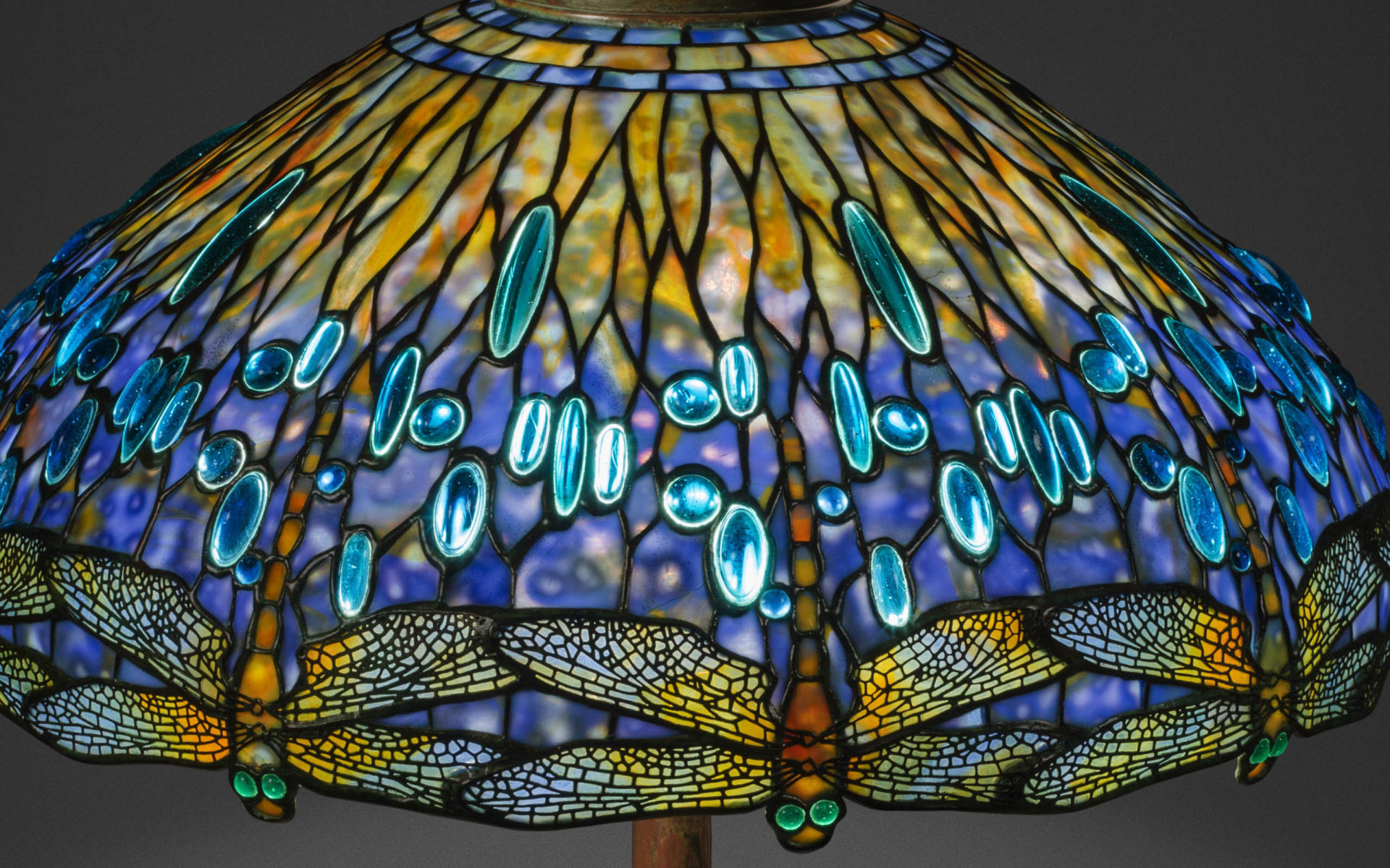 انواع شیشه تیفانی در ابعاد مختلف و طرح، رنگهای زیبا